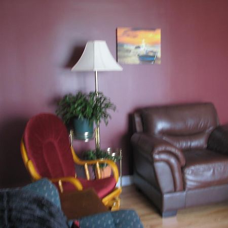Right Off Da Boat B&B Channel Port aux Basques Bagian luar foto